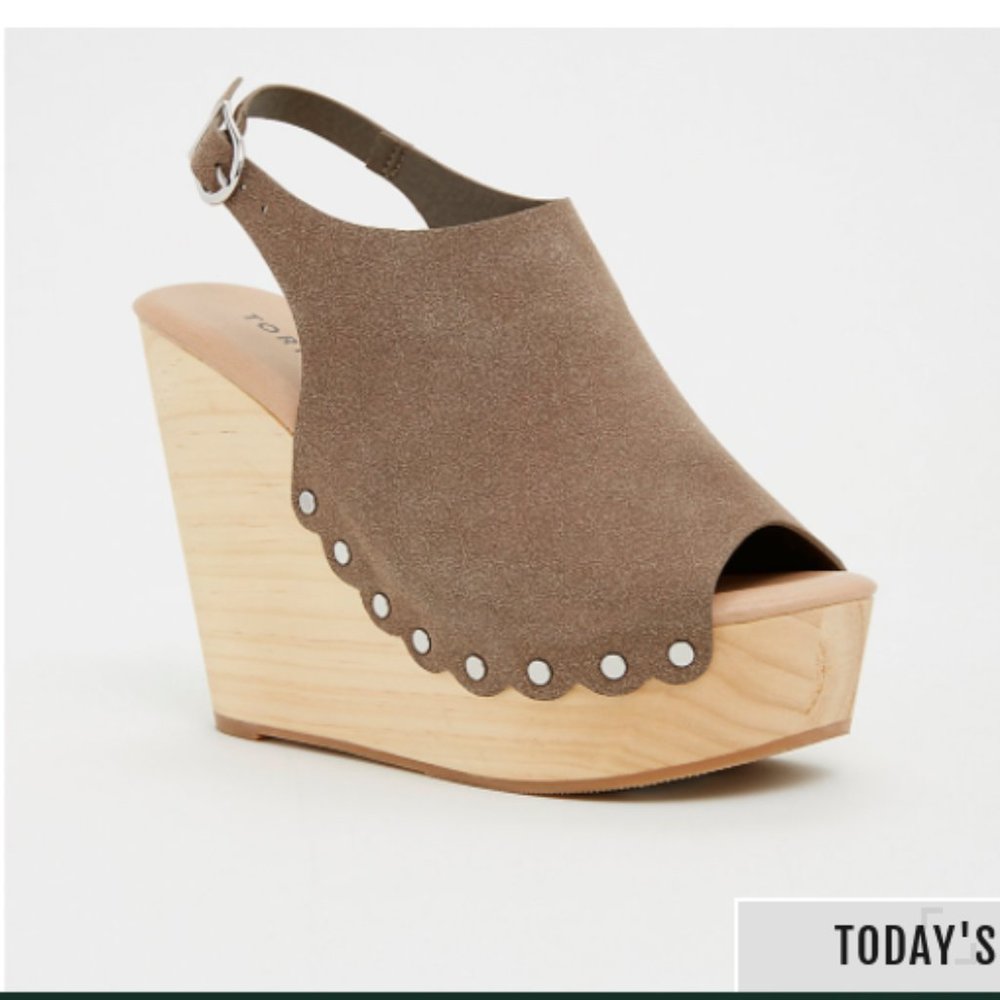 TORRID WEDGES  SIZE  9.5W